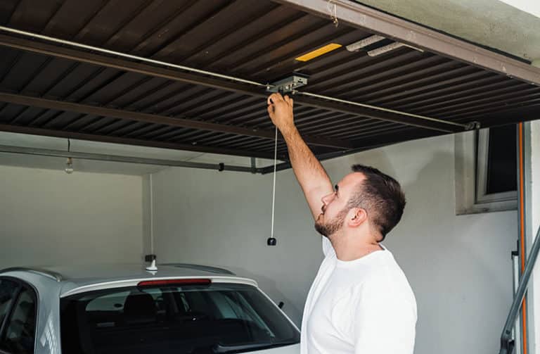 Guide du remplacement pour serrure de porte de garage Accord Assistance — free download